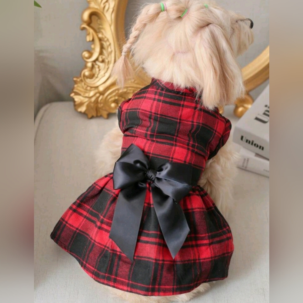 New holiday paid dog dress